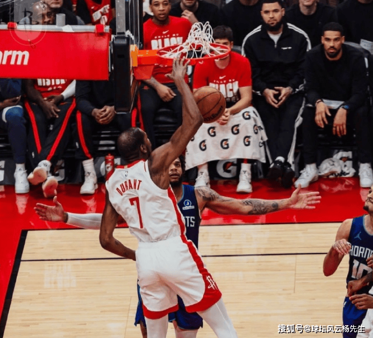 包含转折点！夏洛特黄蜂内部沟通，NBA总决赛赛后攻防权衡，管理层满意，细节决定成败的词条-九游游戏平台